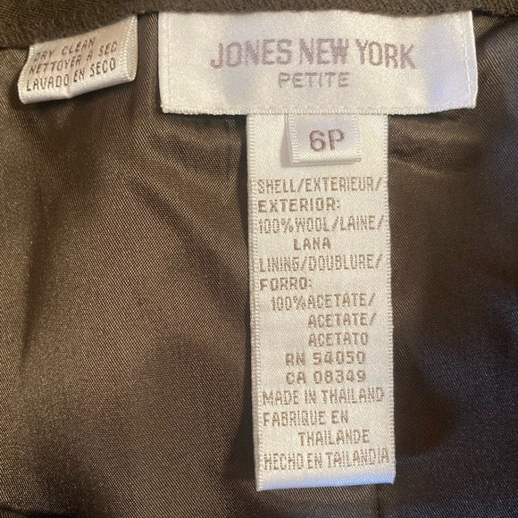 Jones New York Petite Vintage 1990-2000 Wool Skirt Suit size 6P - Picture 16 of 16